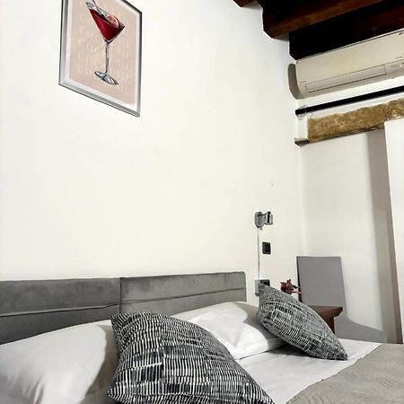 Residenza Pozzani Apartment Verona Bagian luar foto